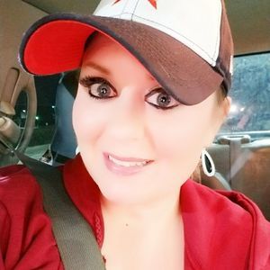 Meet your Posher, Valerie